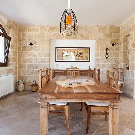 Casale Tre Petre By Barbarhouse فيلة